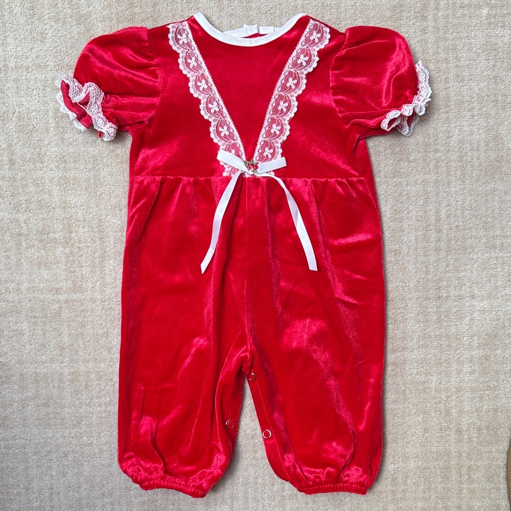 Vintage red velour romper with lace trim | 6-9 months